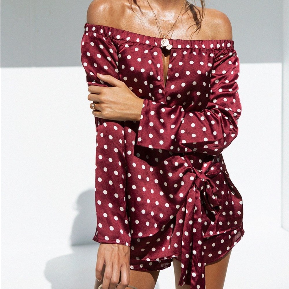 🍑🍑🍑Sabo skirt maroon zeta playsuit